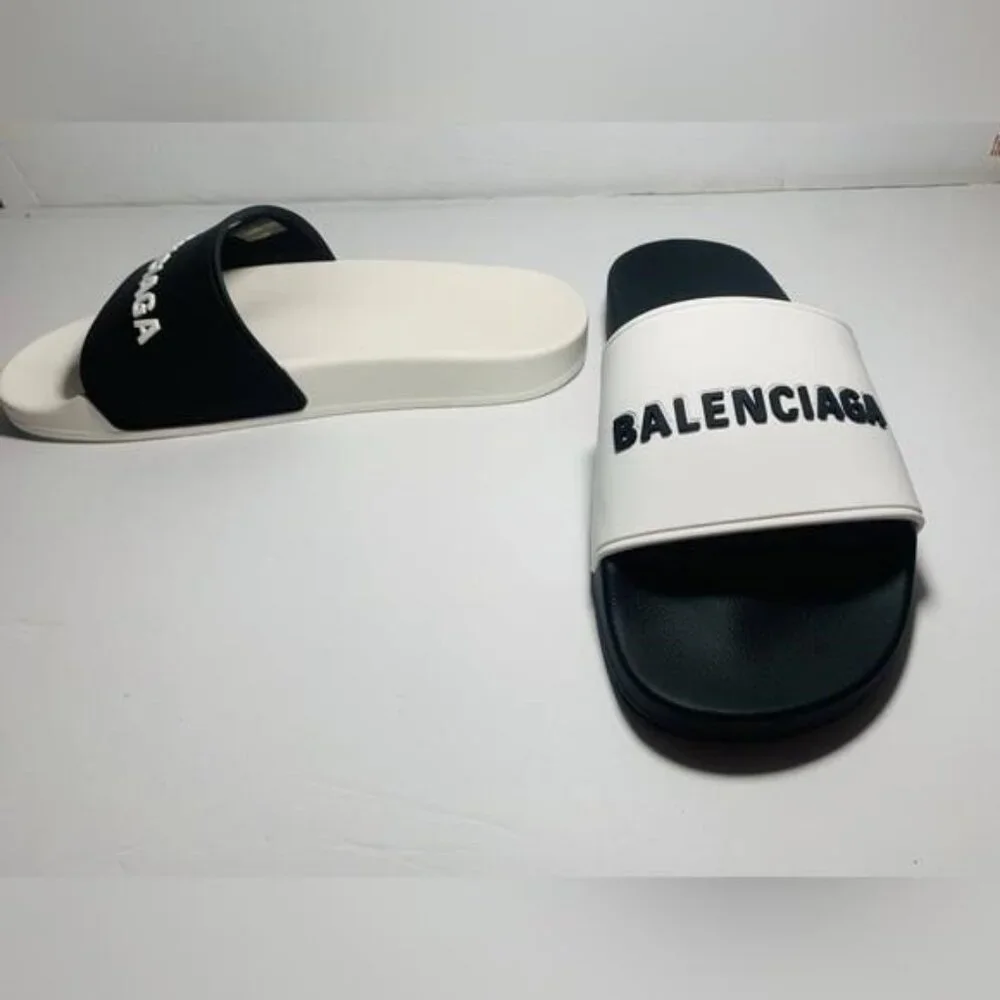 Balenciaga Men's Logo Mismatched Slide Sandal Size 8